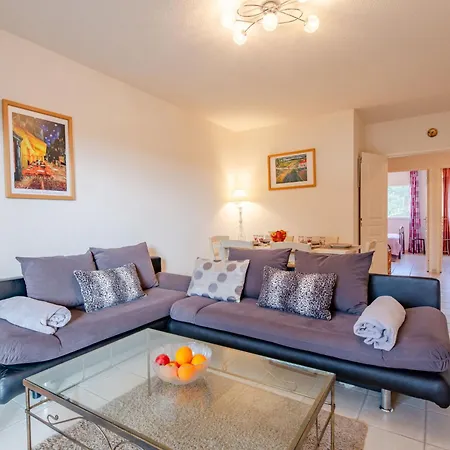 D'esquieres-7 By Interhome شقة